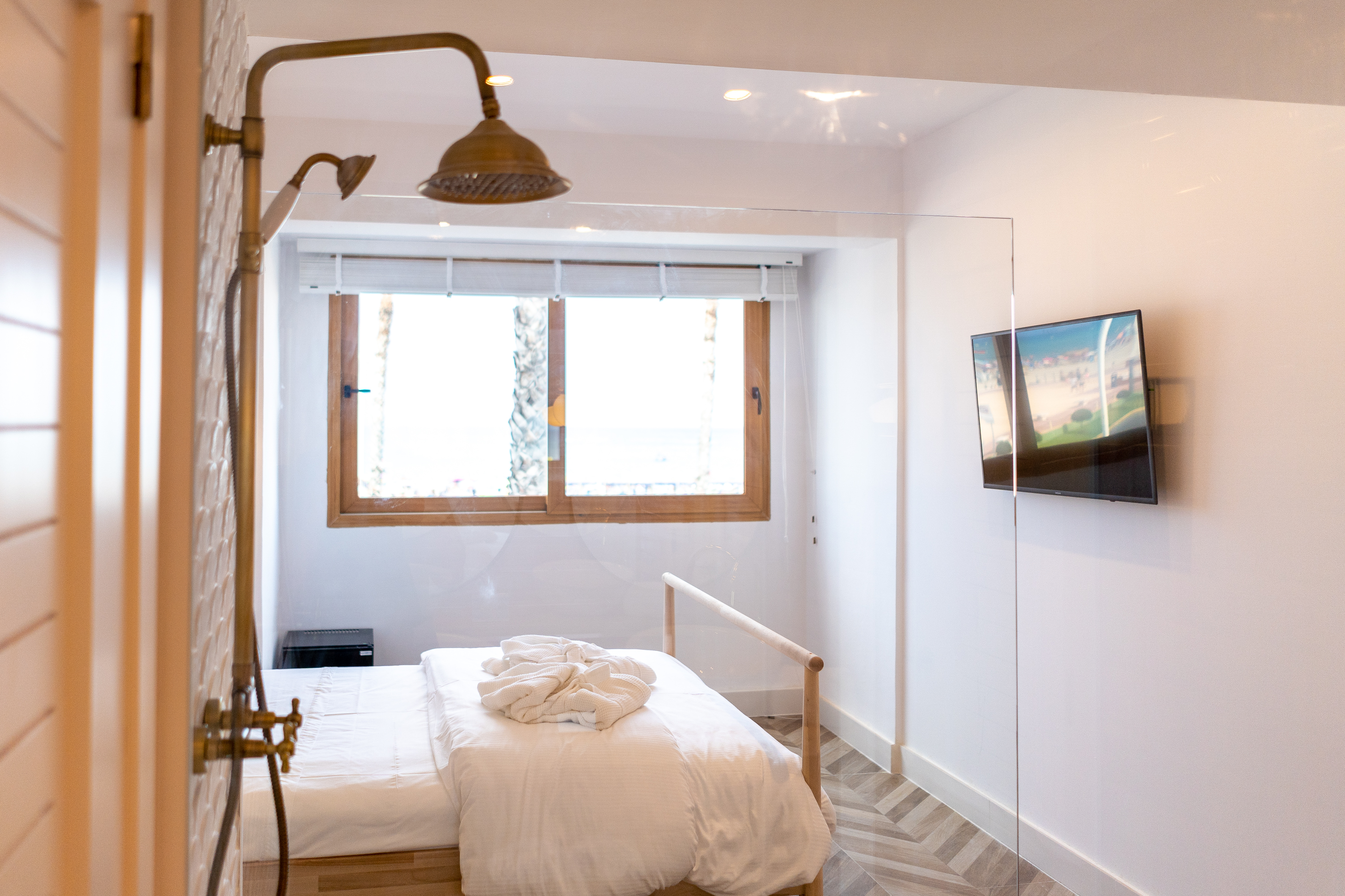 Foto 3 - Doble deluxe con vista al mar